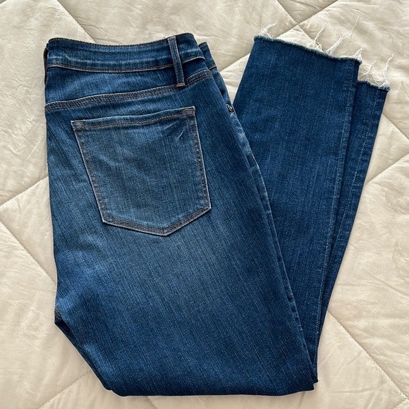 LOFT Curvy Skinny Jeans - 31/12 - Picture 2 of 4